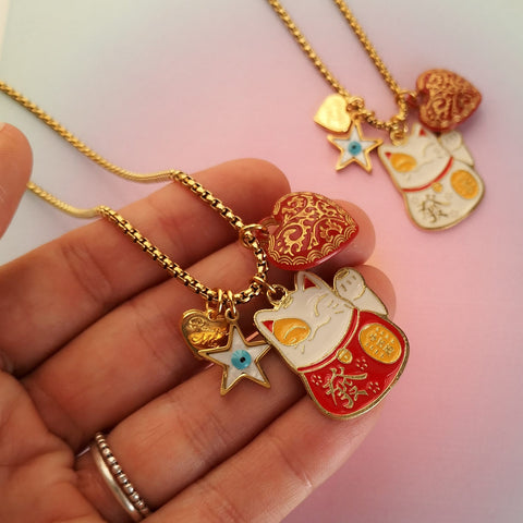 Fio Maneki Neko & coração vermelho PAMPA MIA ®