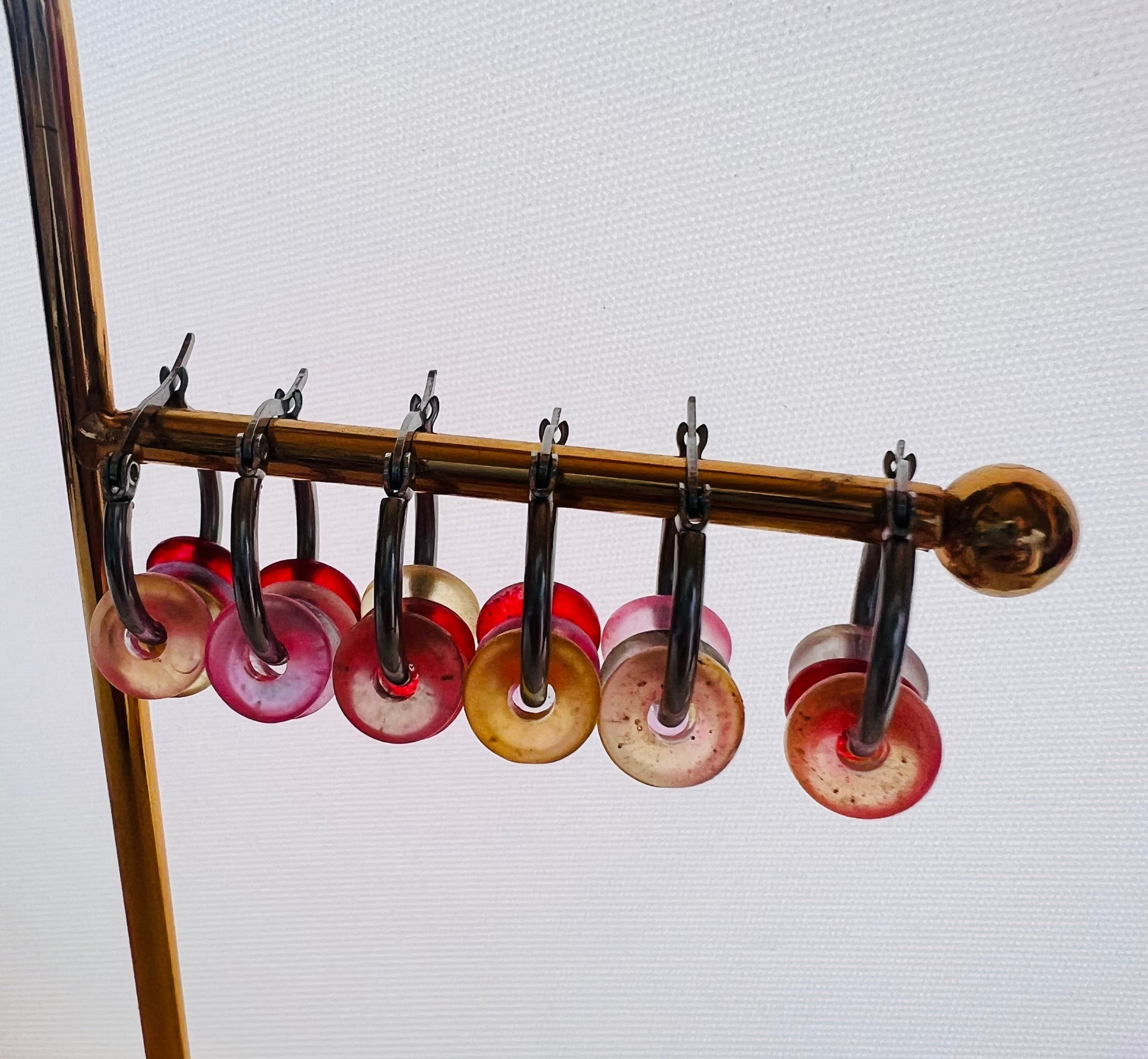 Brincos argolas multicor PAMPA MIA ®