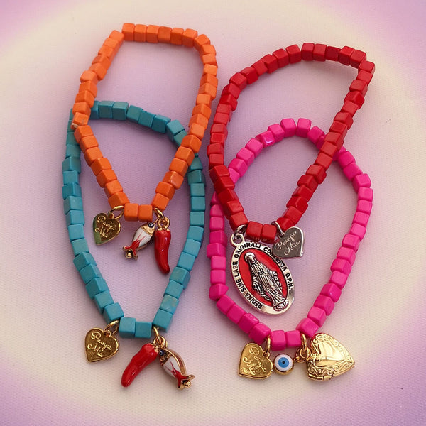 Pulseiras pedras & pendentes