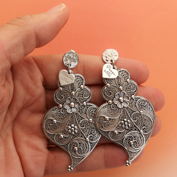 Brincos prateados Coração de Viana PAMPA MIA ®