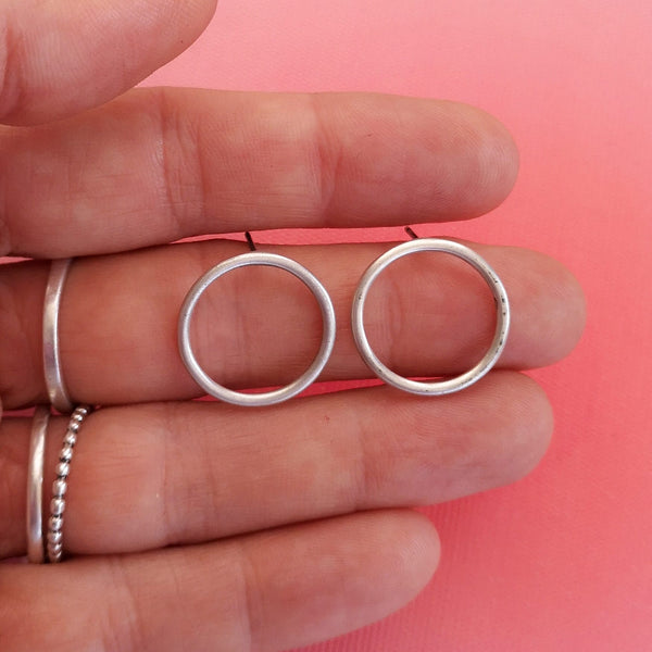 Brincos Círculo fechado