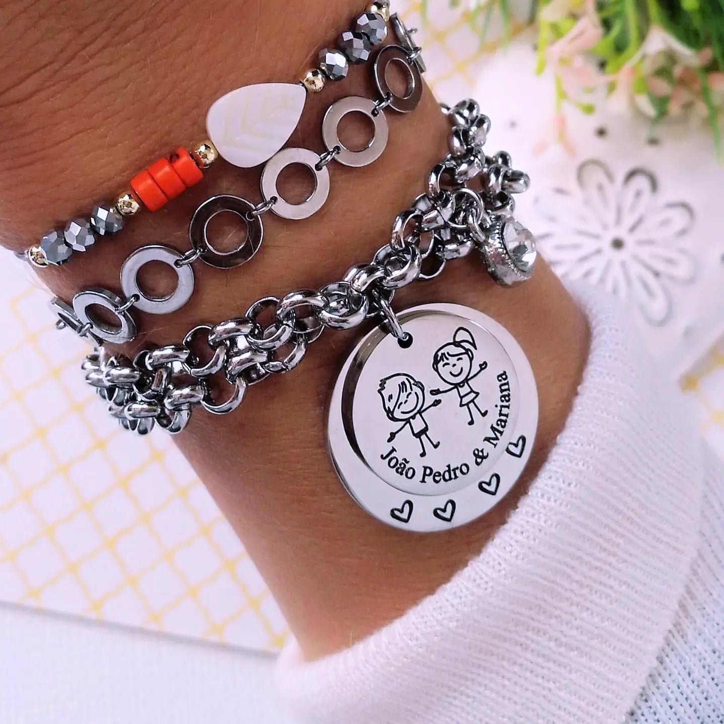 Pulseira 2 medalhas - Desenhos & nomes Pampa Mia