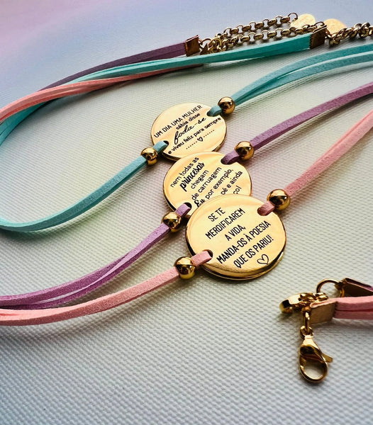 Pulseira Frases Inspiradoras - cores pastel PAMPA MIA ®